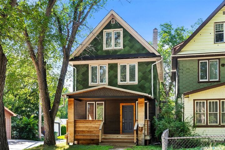 2358 Montreal Street — photo 1