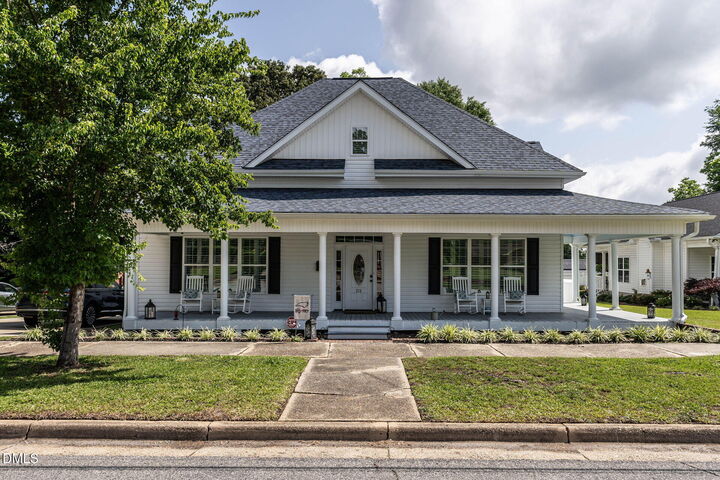 Property Photo: 212 W Church Street NC 27504