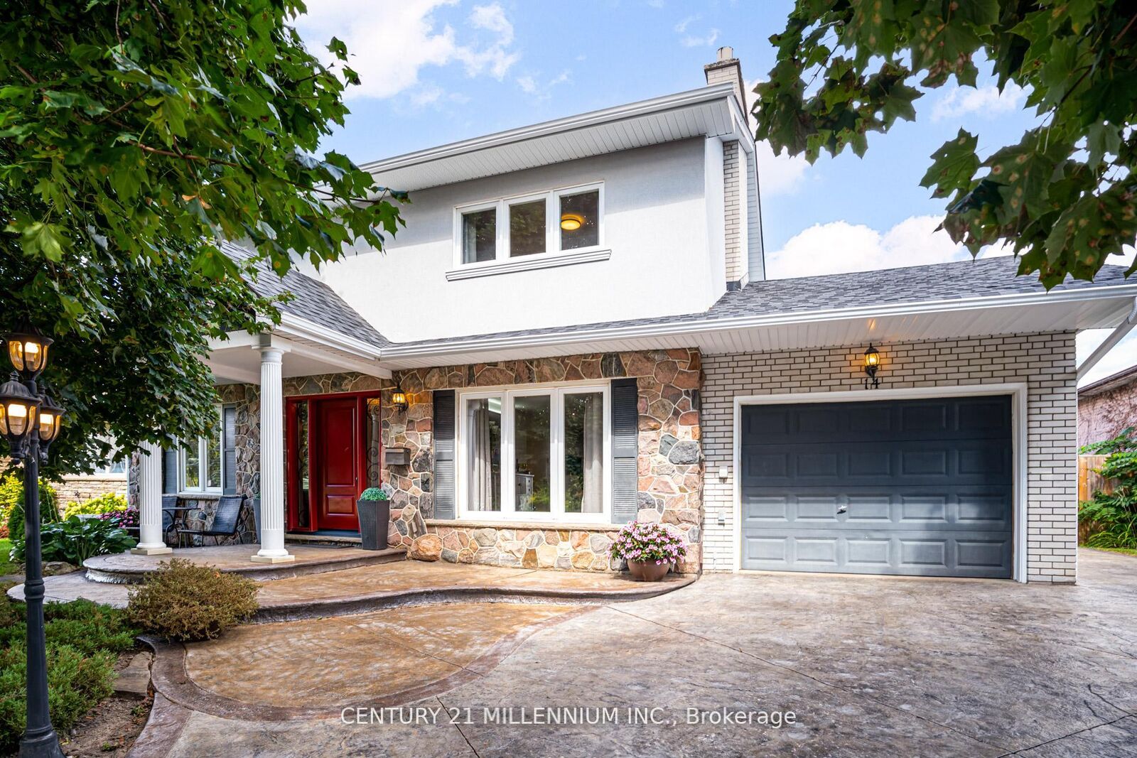 Property Photo:  14 Greystone Crescent  ON L6Y 2B3 