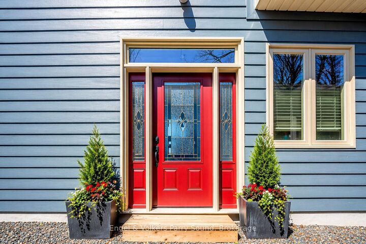 Property Photo: 29 Queen Street ON P2A 2W1