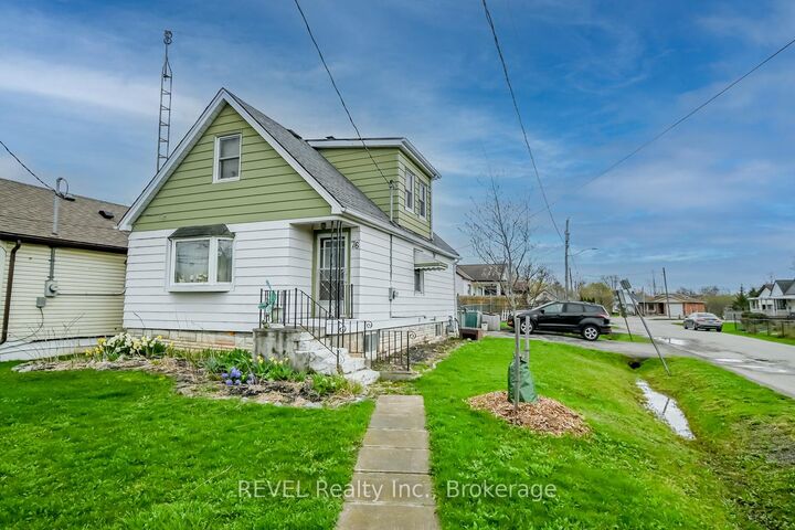 76 Lincoln Avenue — photo 1
