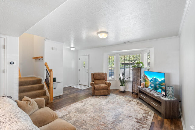Property Photo:  780 E Hamlet Cir S  UT 84049 