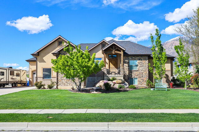 Property Photo:  766 W 2825 N  UT 84414 