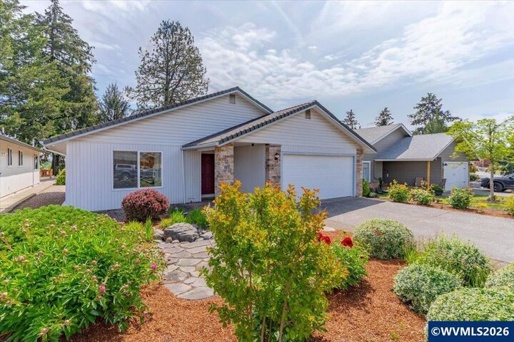 Property Photo:  3242 Winslow Wy NW  OR 97304 