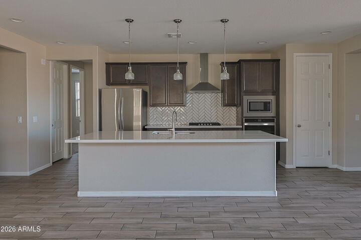 Property Photo: 11984 S 172nd Avenue AZ 85338