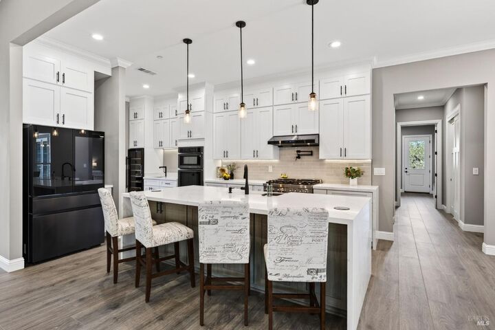 Property Photo: 3817 Moss Hollow Court CA 95404