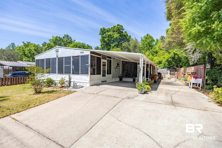 Property Photo:  1524 Valencia Drive  AL 36549 