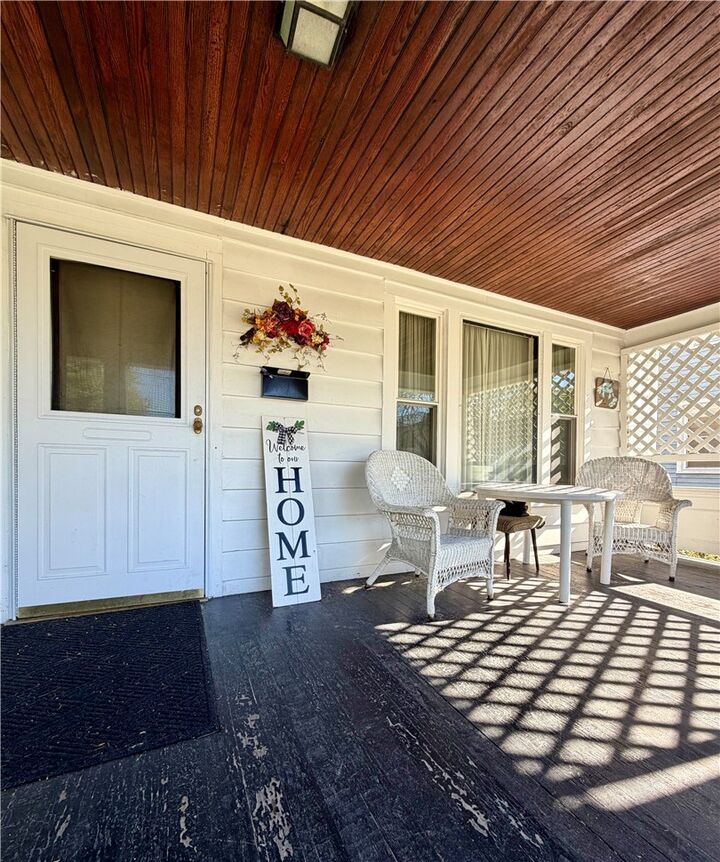 Property Photo:  722 E Washington Avenue  NY 14901 