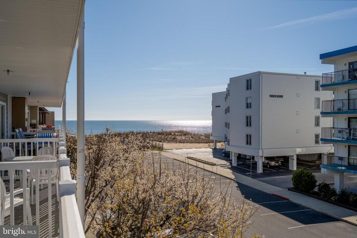 Property Photo:  6 127th Street 201  MD 21842 