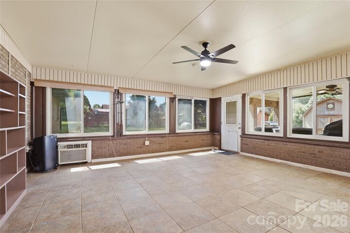 Property Photo: 125 Southwood Park Road NC 28117