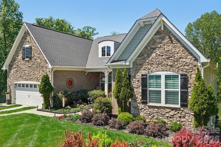 Property Photo:  17914 Culross Lane  NC 28278 