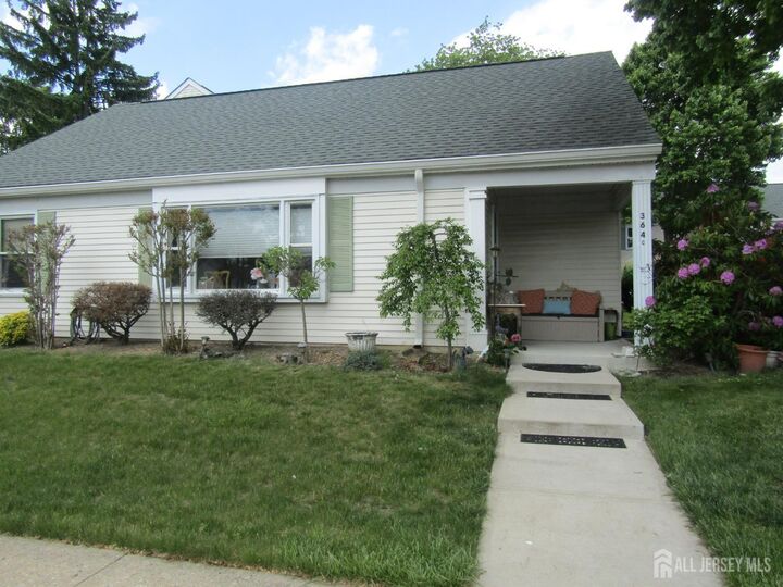 Property Photo:  364 Old Nassau Road C  NJ 08831 