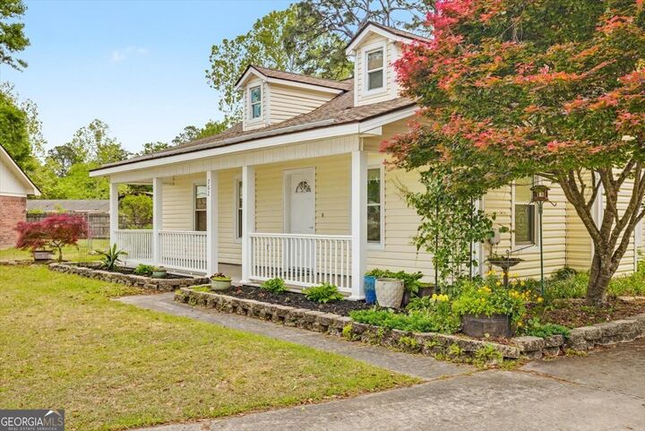 Property Photo:  762 Robin Hood Drive  GA 31313 