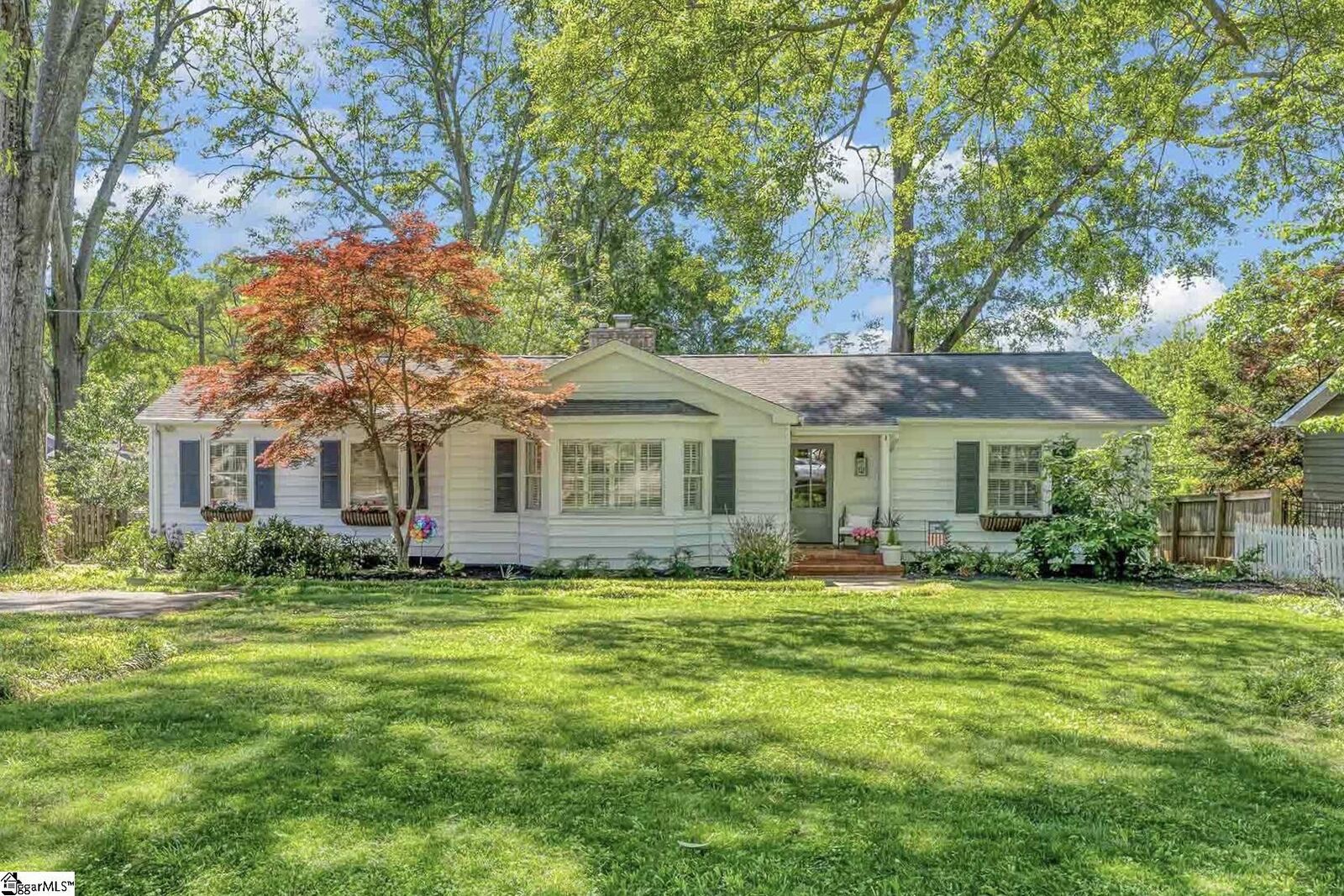 Property Photo:  17 Arcadia Drive  SC 29609 