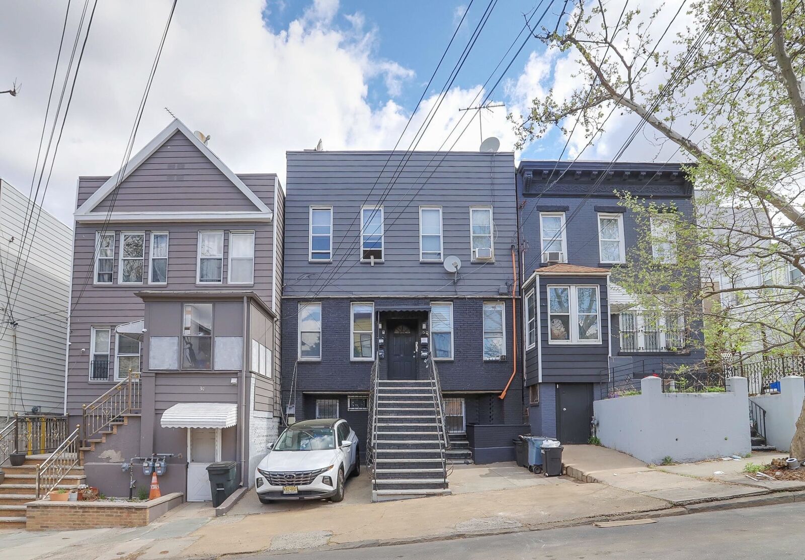 Property Photo:  28 Spruce St 2L  NJ 07030 