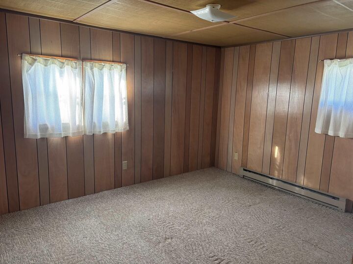 Property Photo:  108 S 3rd Street  IA 50636 