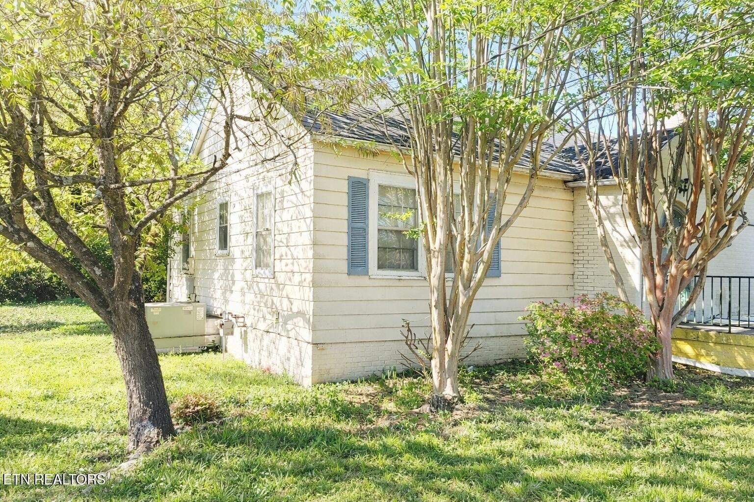 Property Photo:  2527 Fairmont Blvd  TN 37917 