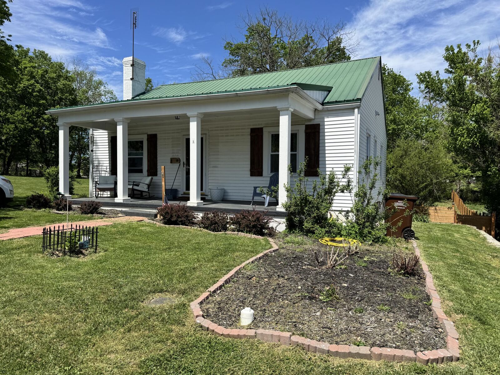 Property Photo:  111 Dickerson Court  KY 40444 