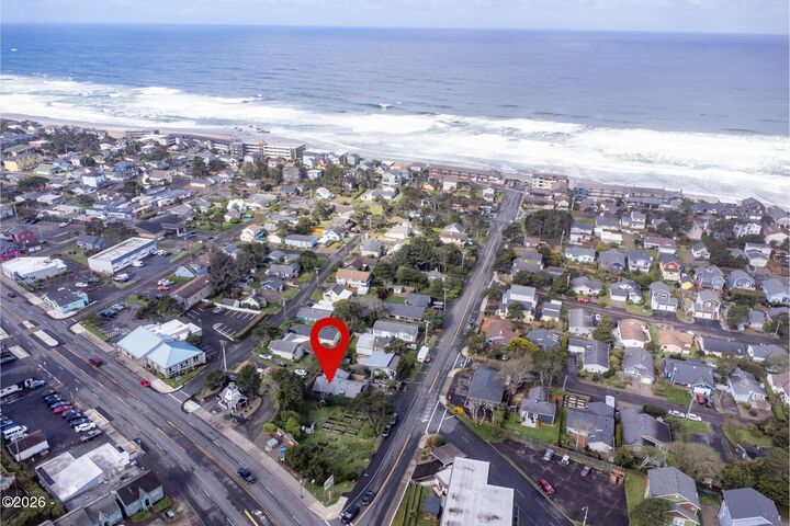 Property Photo:  1626 NW 21st Street  OR 97367 