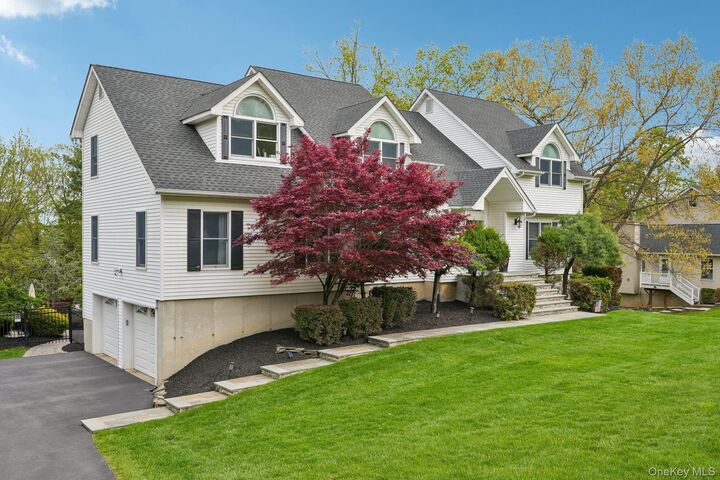 Property Photo:  6 Dunderberg Road  NY 10986 