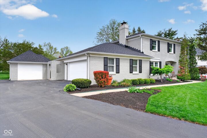 Property Photo:  1948 Brewster Road  IN 46260 