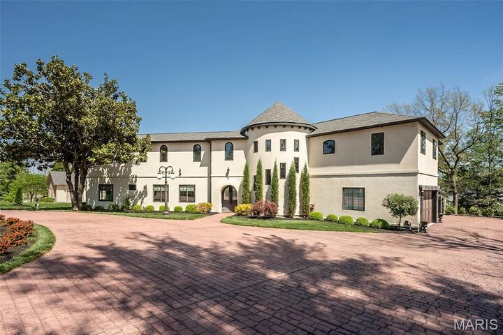 Property Photo:  604 Glyn Cagny Road  MO 63021 
