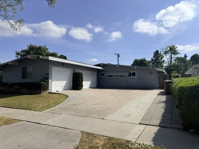 Property Photo:  1020 N Mountain View  CA 92831 