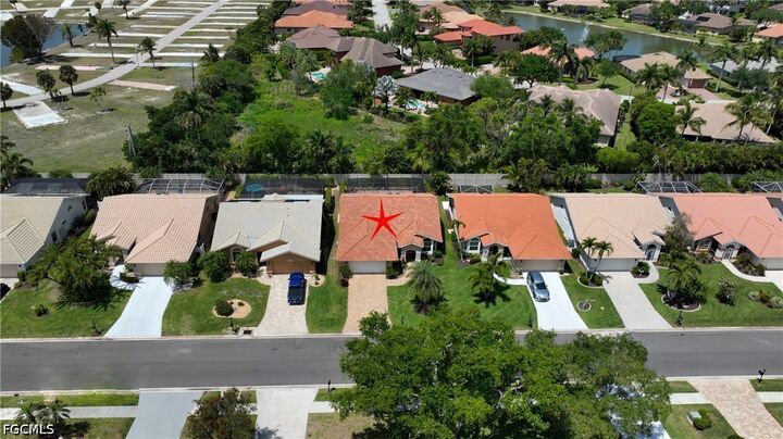 Property Photo:  16238 Kelly Woods Drive  FL 33908 