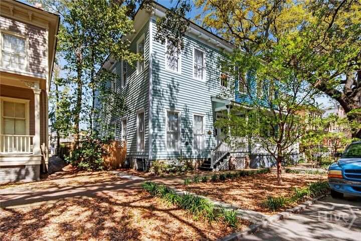 Property Photo:  214 W Duffy Street  GA 31401 