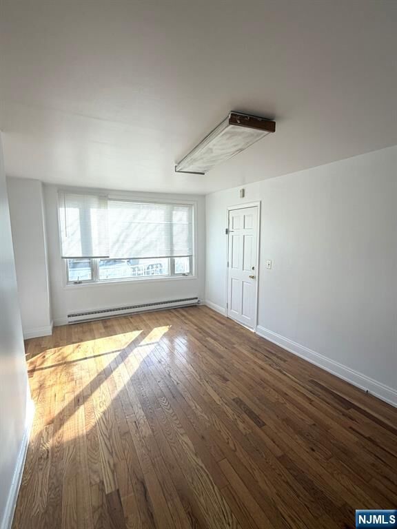 Property Photo:  185 Hudson Street  NJ 07601 