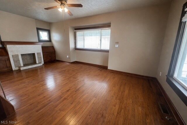 Property Photo:  238 Para Avenue  OH 44305 