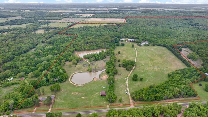 Property Photo:  10860 Farm Road 197  TX 75411 
