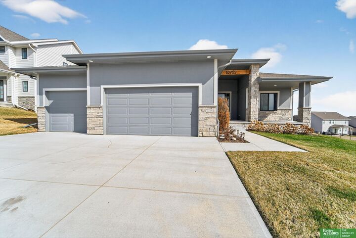 Property Photo: 16962 Cora Street NE 68007