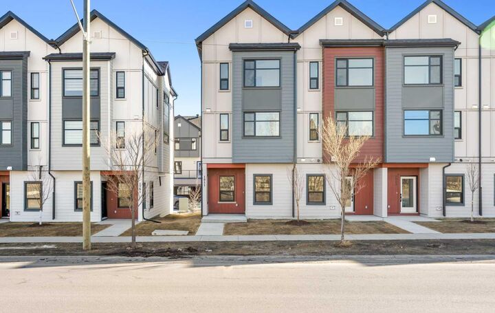 1230 3 Street SE 101 — photo 1
