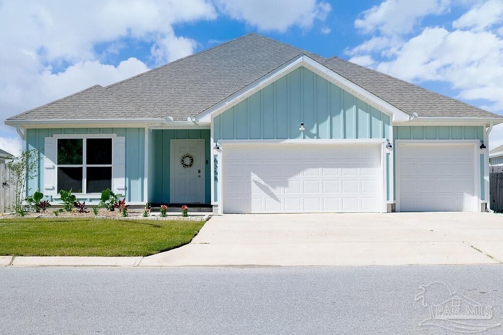 Property Photo:  6358 Forest Bay Ave  FL 32563 