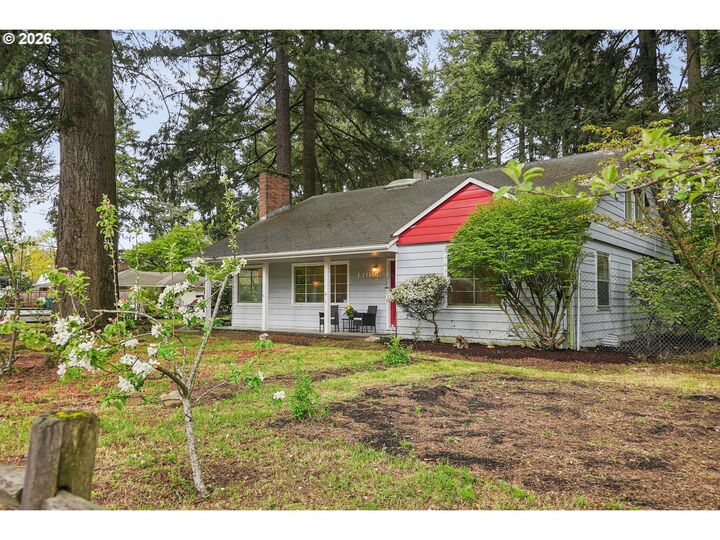 Property Photo:  14005 NE Halsey St  OR 97230 