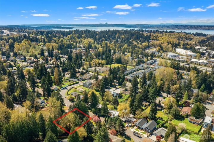 Property Photo:  12604  109th Pl  WA 98033 