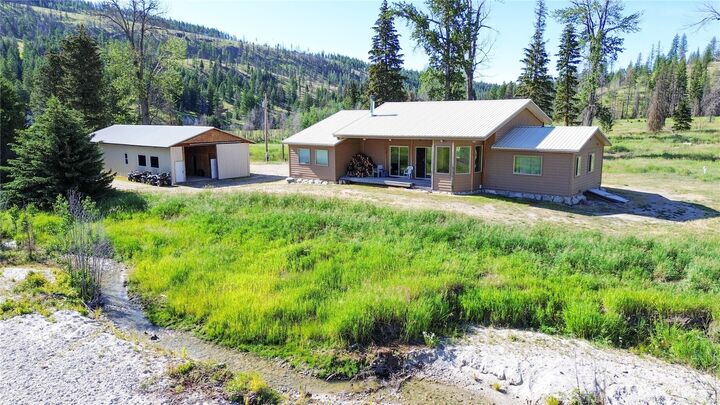 Property Photo: 333 Bonaparte Lake Road WA 98859