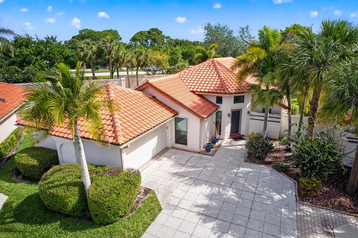 Property Photo:  2988 SW Mariposa Circle  FL 34990 