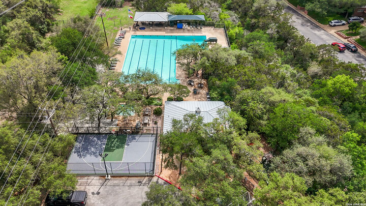 Property Photo:  35 Inwood Manor  TX 78248 