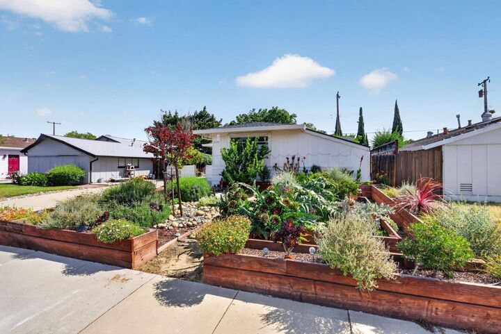 Property Photo:  2155 Monterey Avenue  CA 95051 