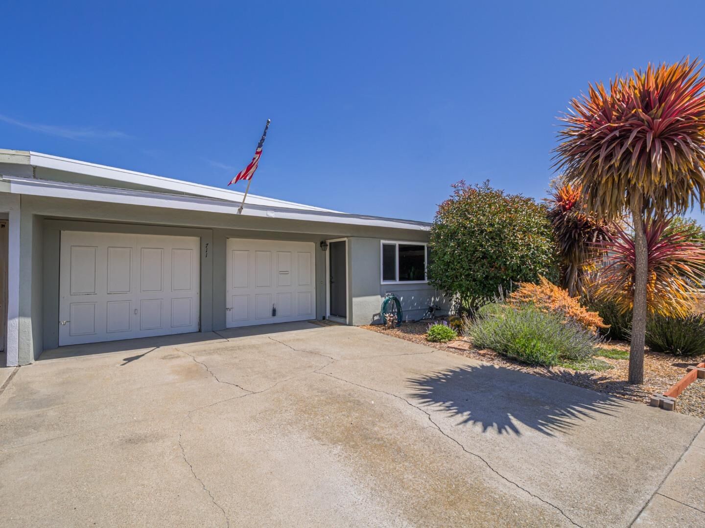 Property Photo:  711 Bronte Avenue  CA 95076 