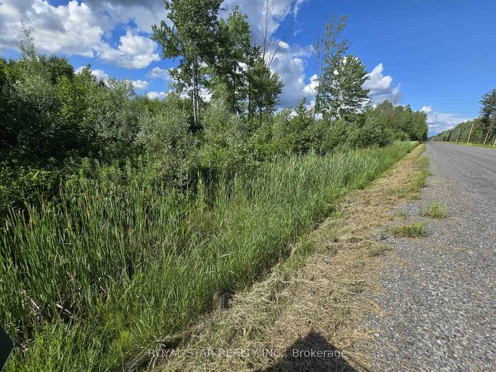 Property Photo: 5305 Piperville Road ON K0A 1K0