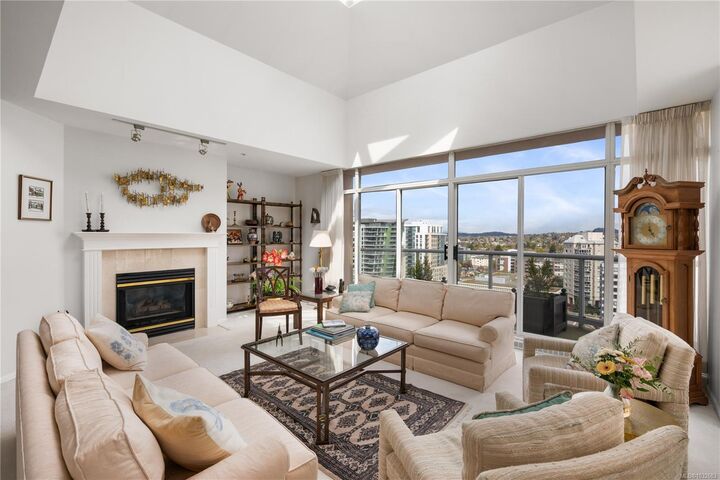Property Photo:  1020 View St 1703  BC V8V 4Y4 