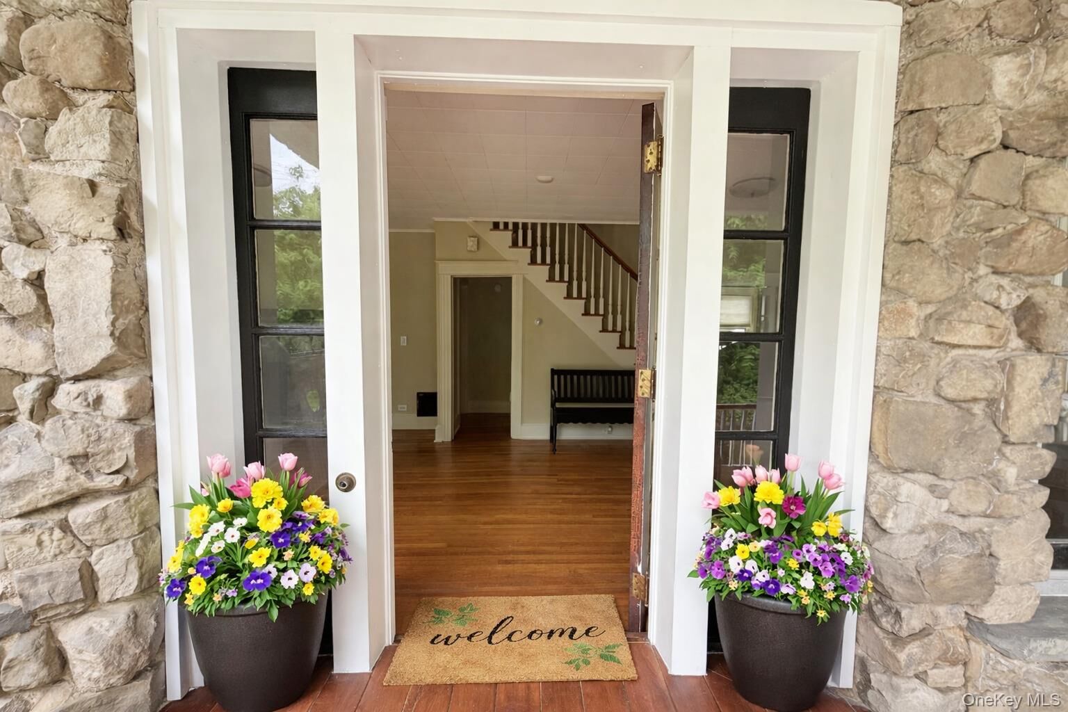 Property Photo:  571 Route 17M  NY 10940 