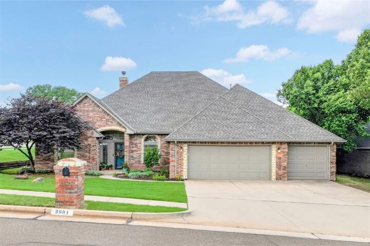 Property Photo:  3601 Huntsman Road  OK 73003 