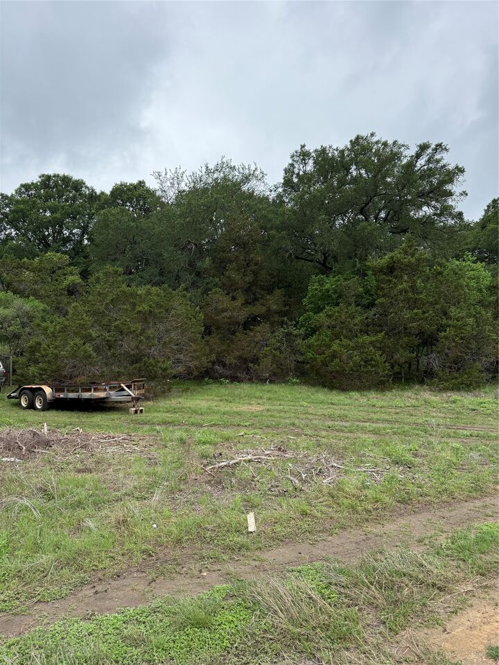 Property Photo:  37 Logans Run  TX 78676 