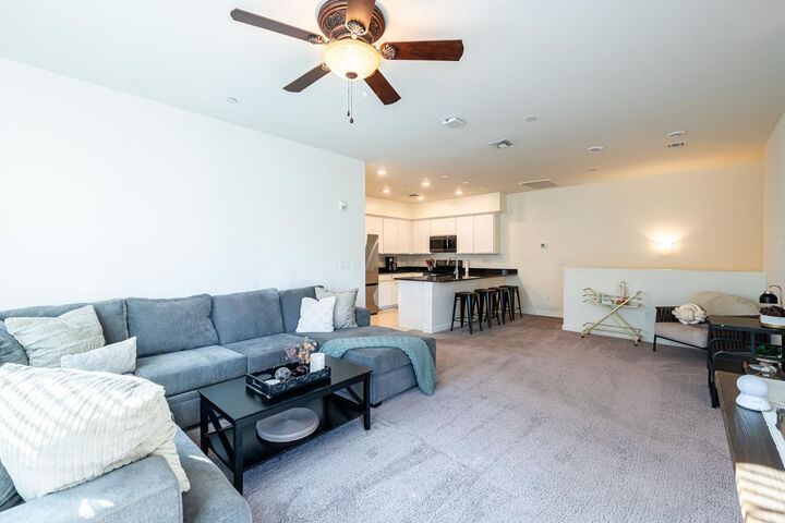 Property Photo:  2750 S Voyager Drive Unit 101  AZ 85295 