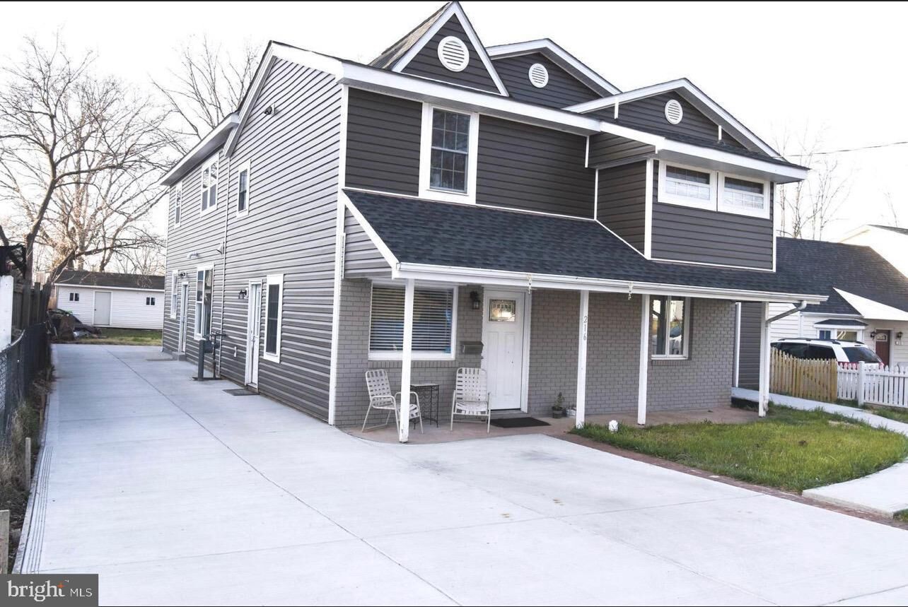 Property Photo:  216 Colfax Court  VA 20111 