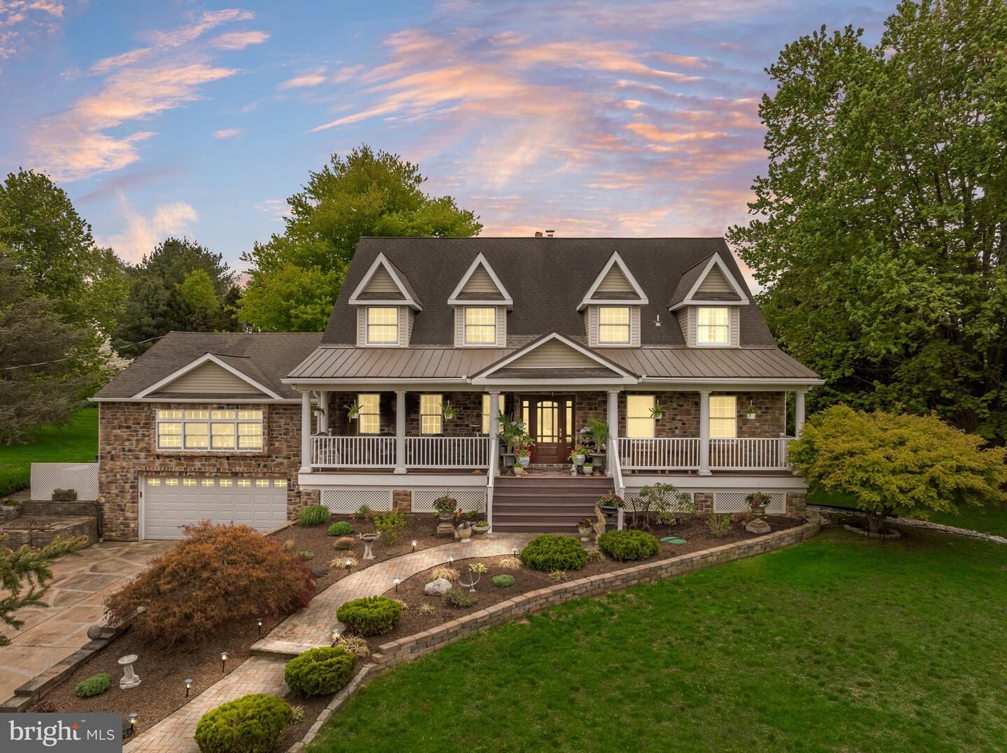 Property Photo:  117 Burlington Path Road  NJ 08514 